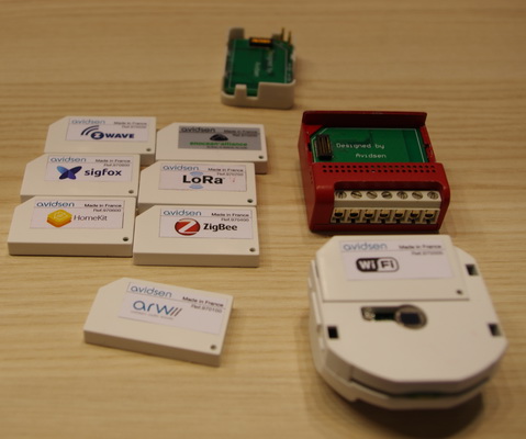 Un module domotique avec les cartes de protocoles